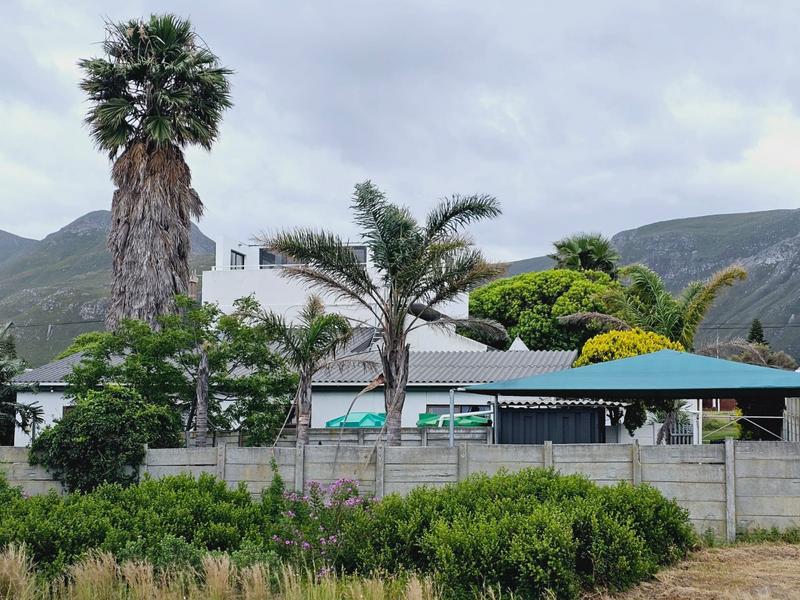 5 Bedroom Property for Sale in Kleinmond Western Cape